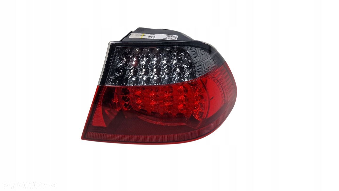 BMW E46 COUPE LAMPA PRAWA TYLNA ŁADNA LED - 1