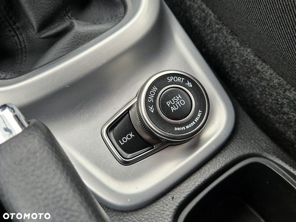Suzuki Vitara 1.6 (4x4) Allgrip Comfort+ - 25