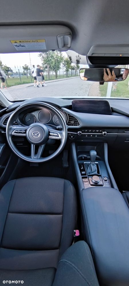 Mazda 3 - 8