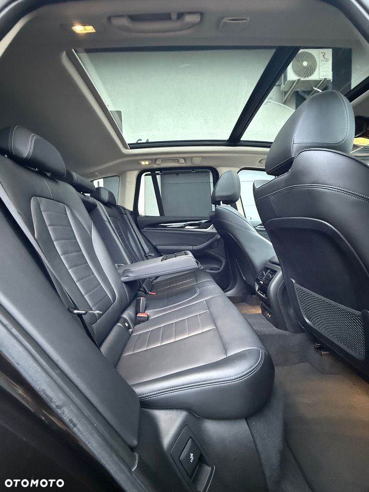 BMW X3 sDrive18d MHEV Luxury Line sport - 25