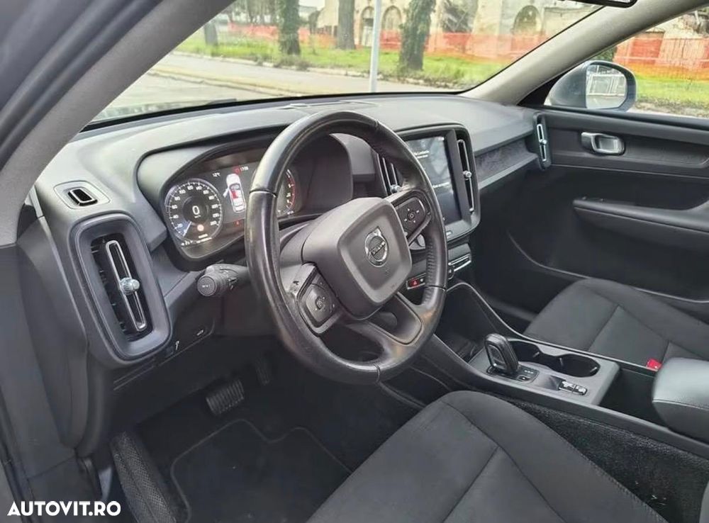 Volvo XC 40 - 6