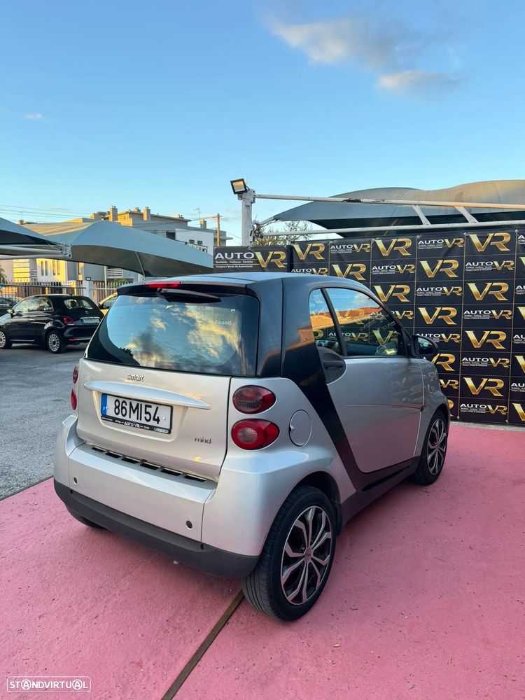 Smart ForTwo Coupé 1.0 mhd Pure 61 Softouch - 6