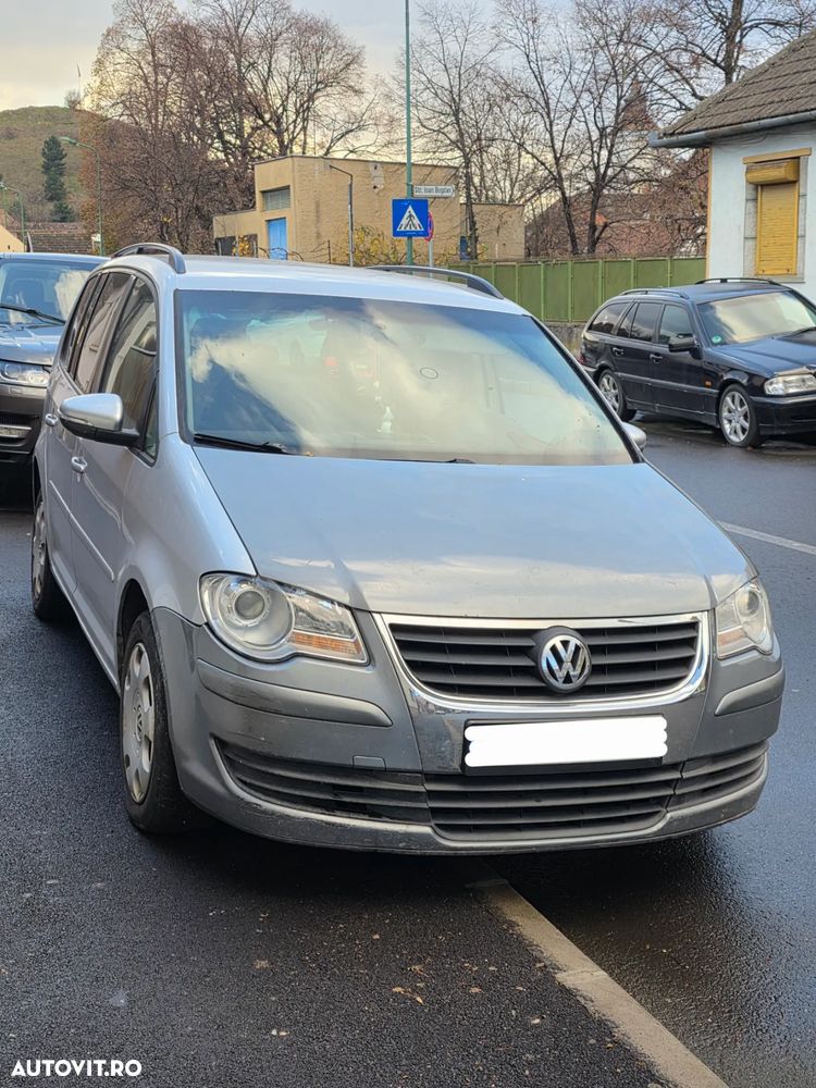 Volkswagen Touran 1.9 TDI DSG - 6