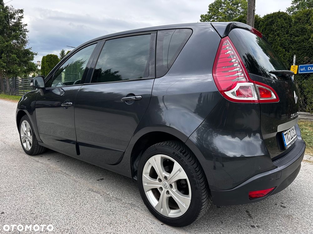 Renault Scenic 1.6 16V 110 Authentique - 3