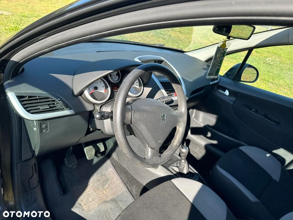 Peugeot 207 95 VTi Urban Move - 11