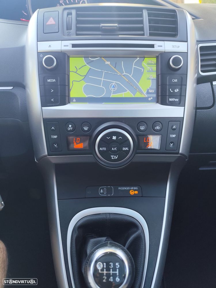 Toyota Verso 1.6 D-4D 7L S&S Skyview Edition - 9