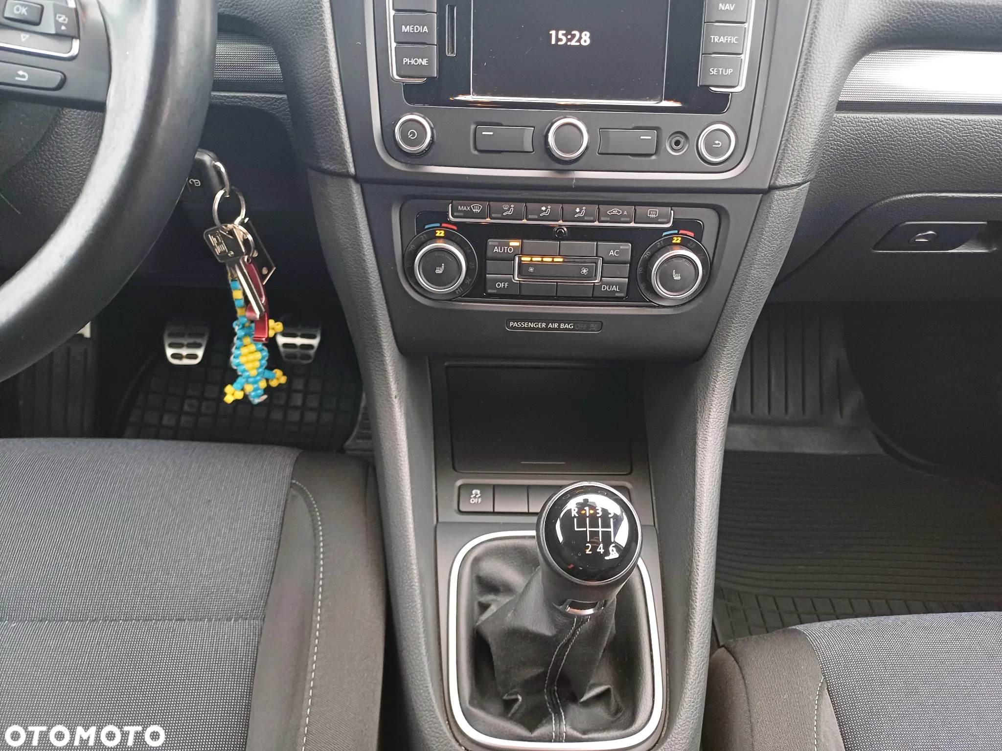 Volkswagen Golf 2.0 TDI DPF Style - 5