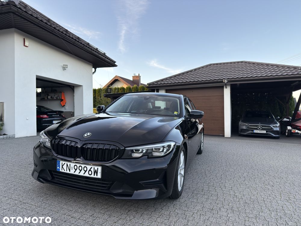 BMW Seria 3 330e Advantage - 2