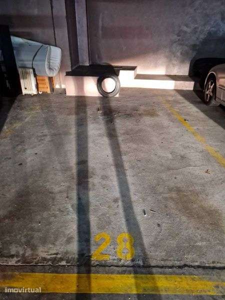 Aluga-se Lugar de Garagem - Porto - Grande imagem: 2/3