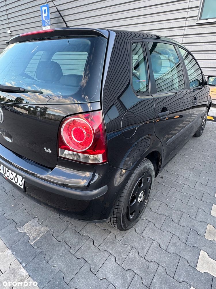 Volkswagen Polo 1.4 16V Sportline - 32