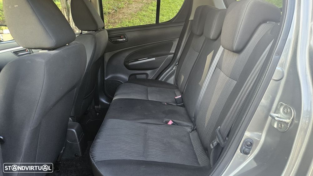 Suzuki Swift 1.3 DDiS Comfort - 26