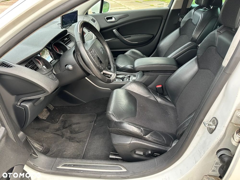 Citroën C5 2.0 HDi Exclusive - 10