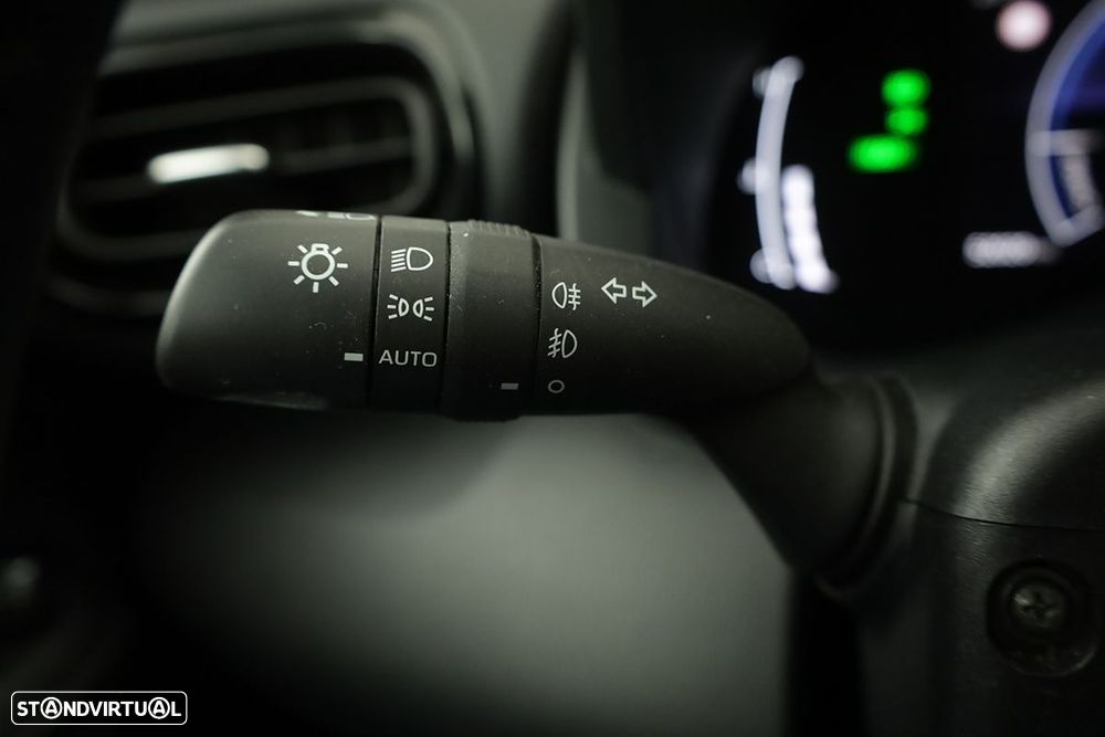 Toyota Yaris Cross 1.5 HDF Comfort — fotografia 16