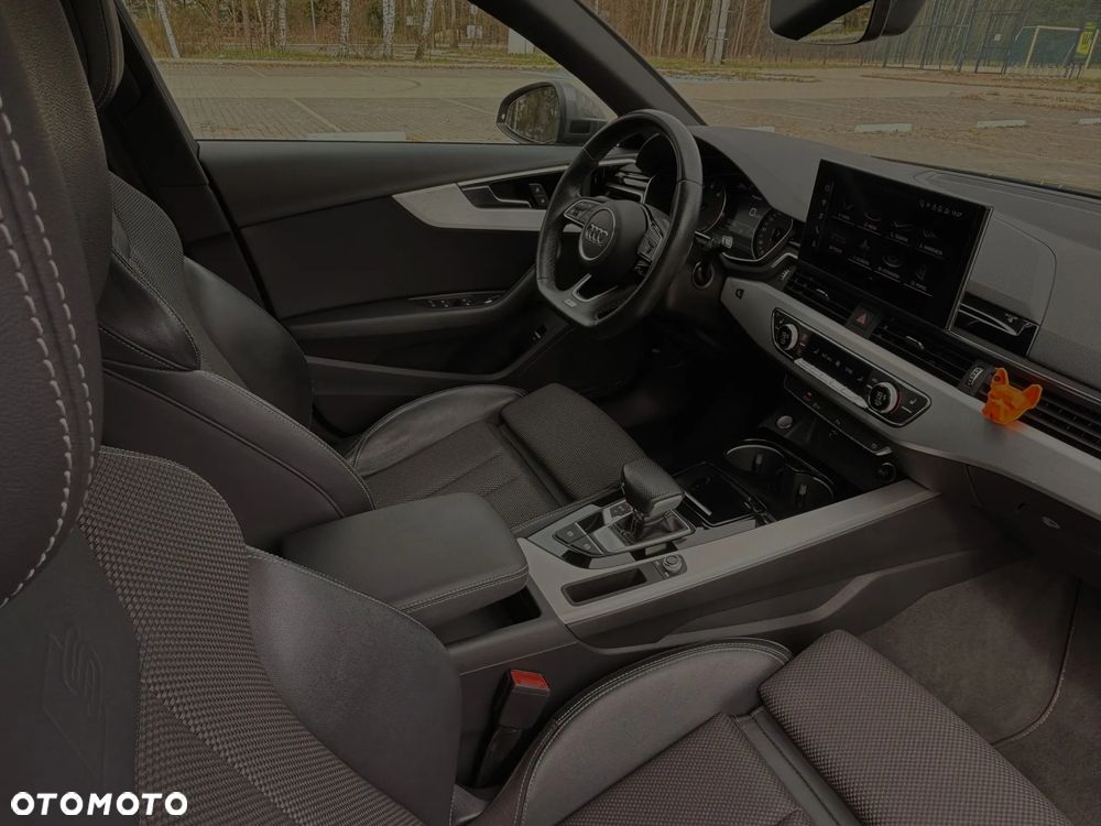 Audi A4 Avant 35 TFSI mHEV S Line S tronic - 23