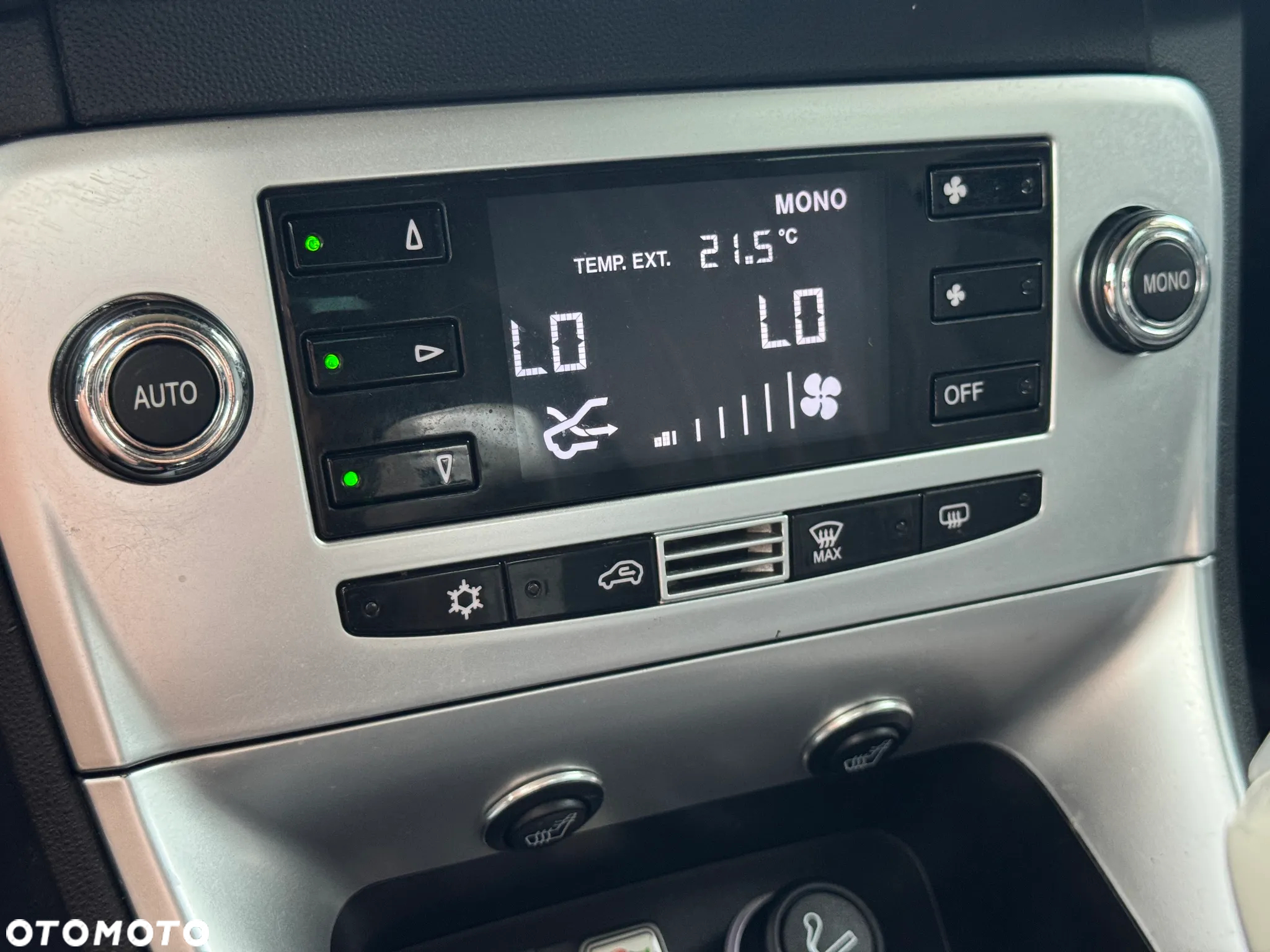 Lancia Delta 1.4 T-Jet 16v Platino - 23