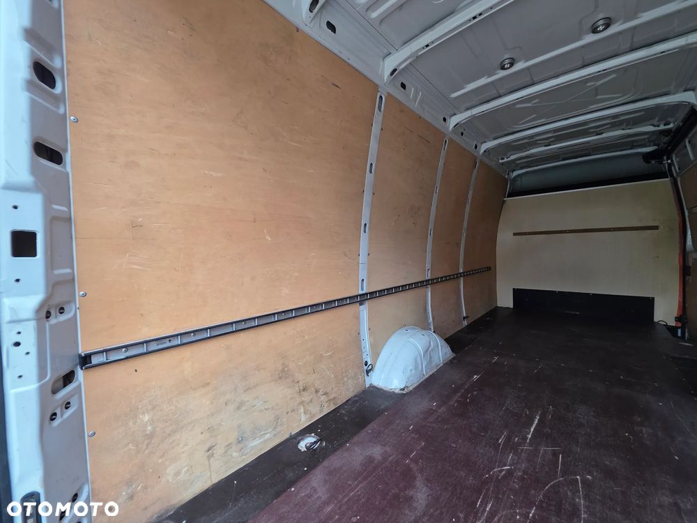 Iveco Daily 35S15 - 23