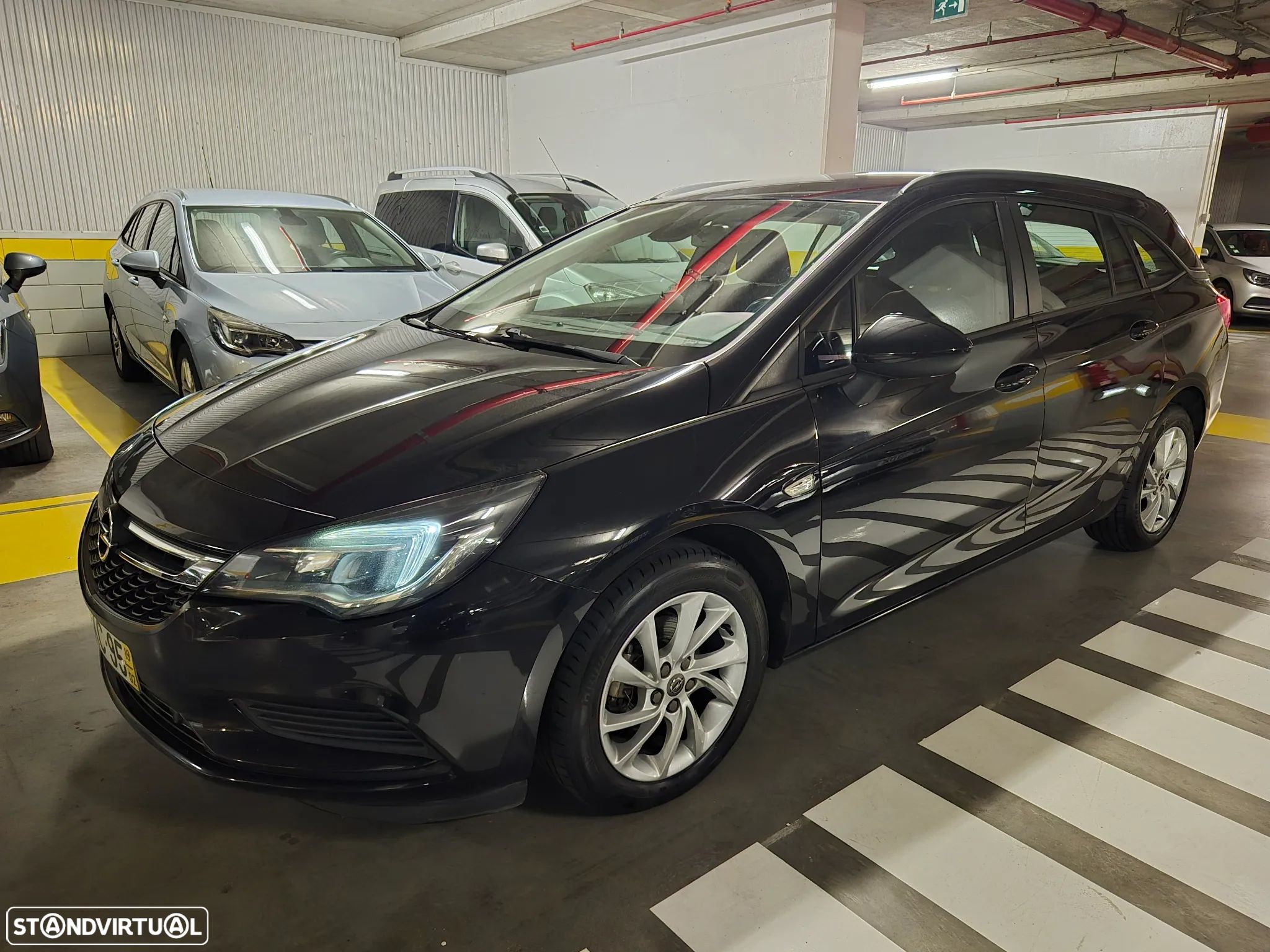 Opel Astra Sports Tourer 1.6 CDTI Dynamic S/S - 1