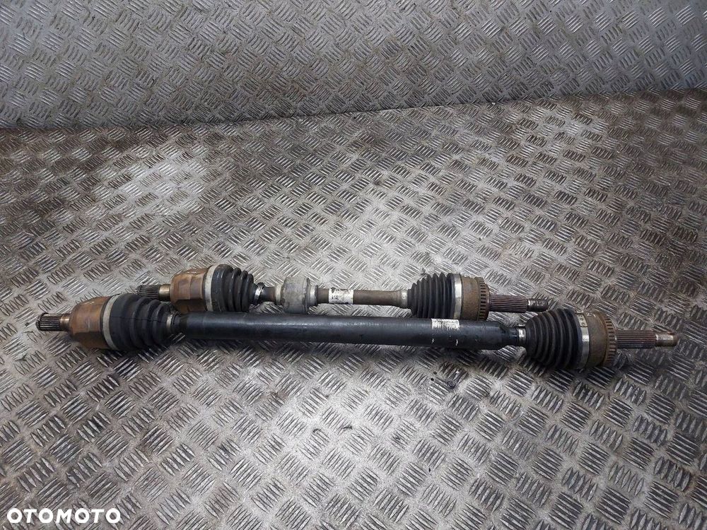 PÓŁOŚ LEWY PRAWY PRZÓD AUTOMAT CEED II 1.6 CRDI 49501A6200 49500A6200 - 1