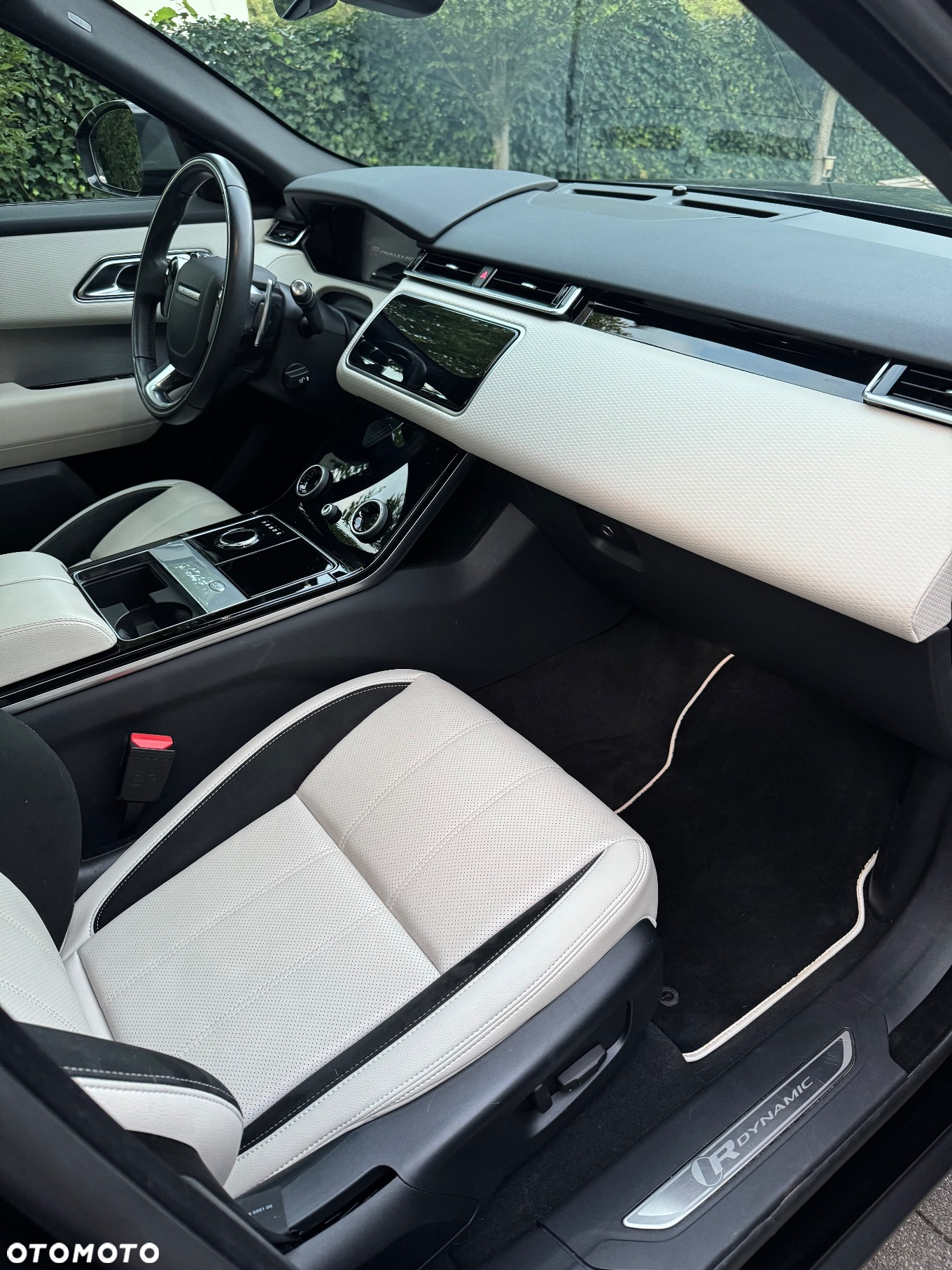 Land Rover Range Rover Velar 2.0 Si4 GPF R-Dynamic - 21