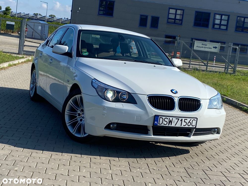 BMW Seria 5 520i - 7