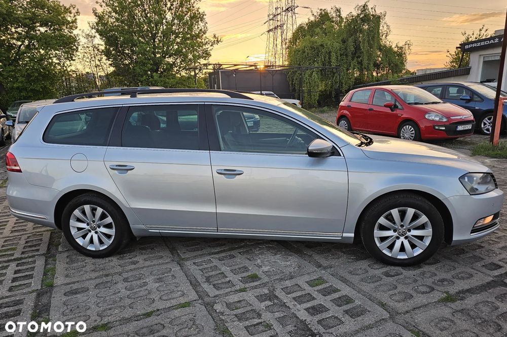 Volkswagen Passat - 6