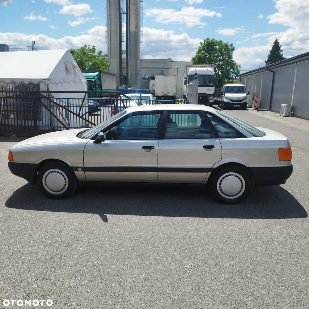 Audi 80 1.6 - 9