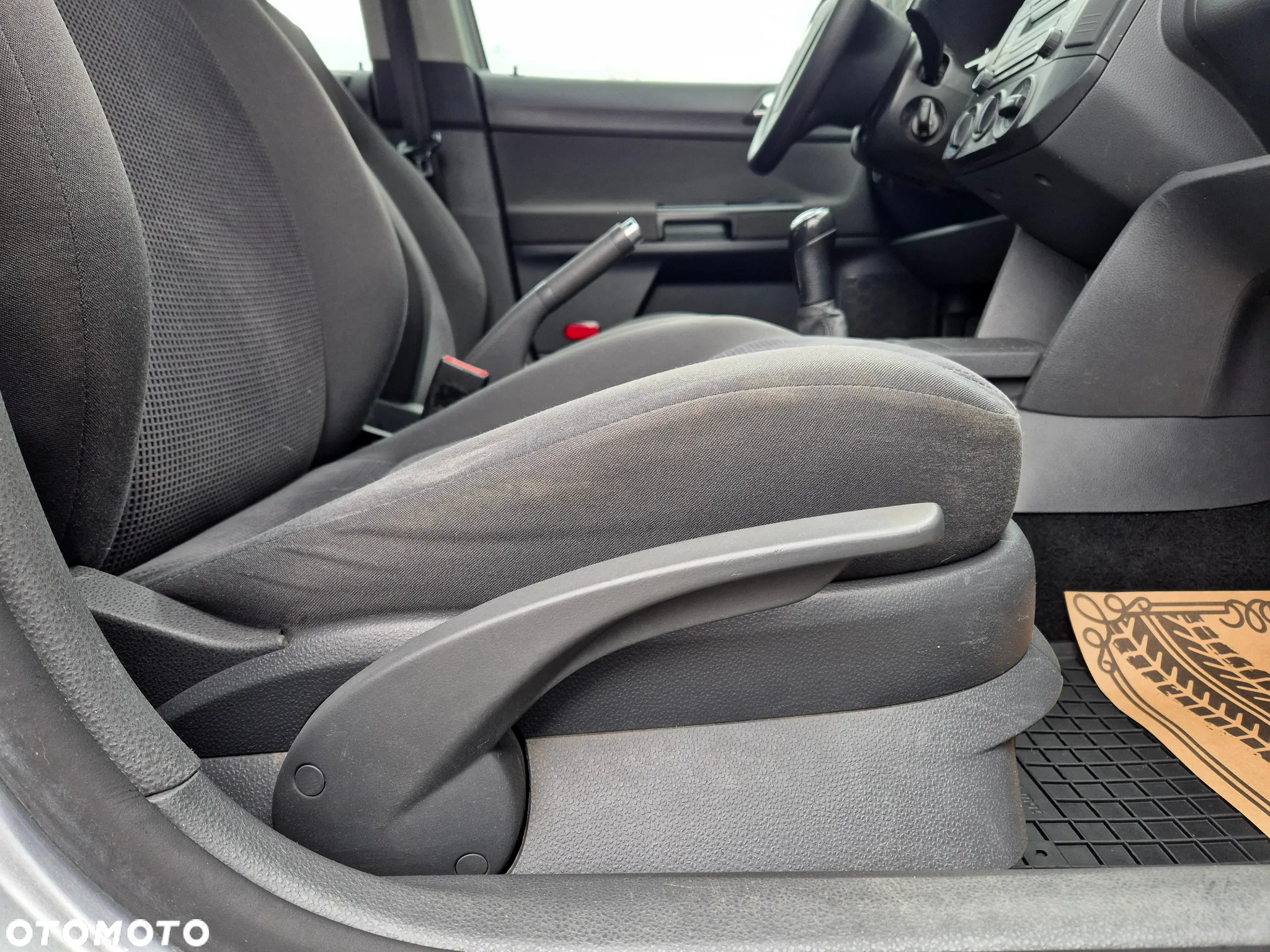 Volkswagen Polo - 34