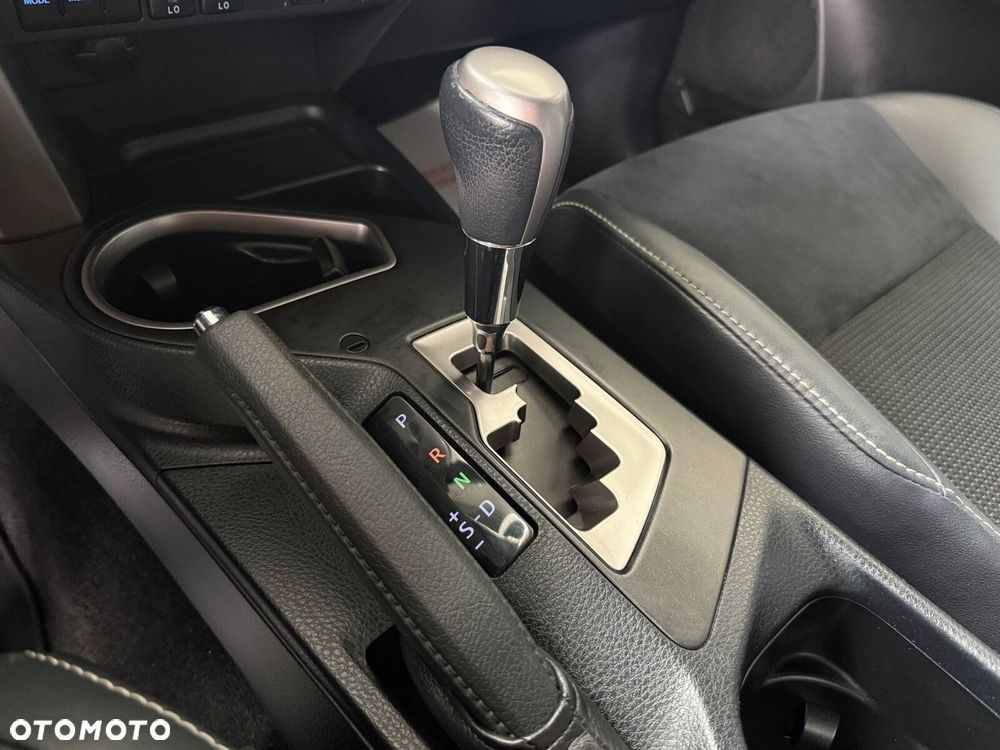 Toyota RAV4 - 24