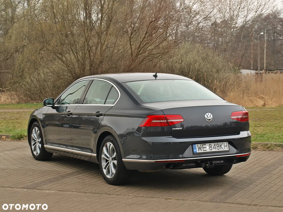 Volkswagen Passat 1.8 TSI BMT Highline - 11