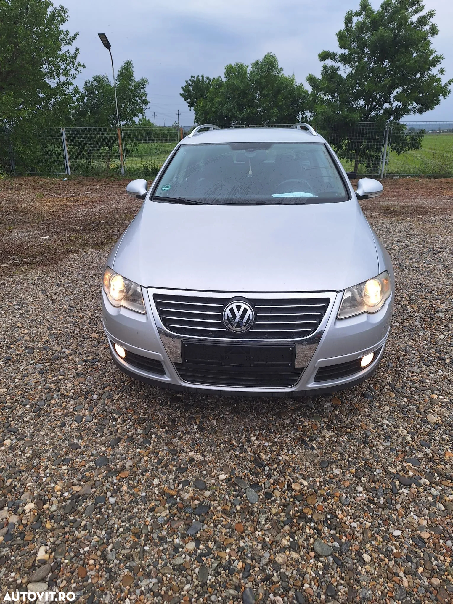 Volkswagen Passat 2.0 TDI DPF Highline - 13