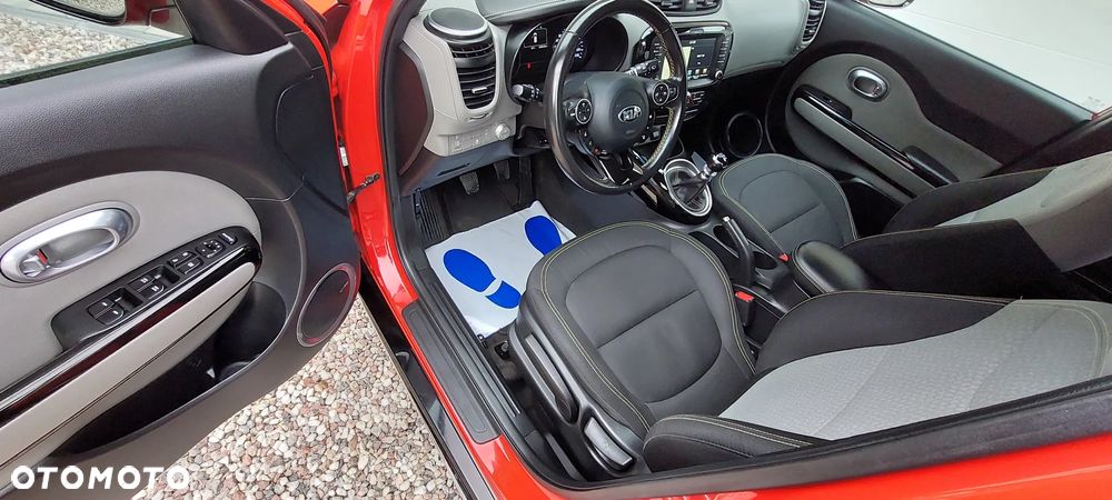 Kia Soul 1.6 CRDI L Business Line - 17