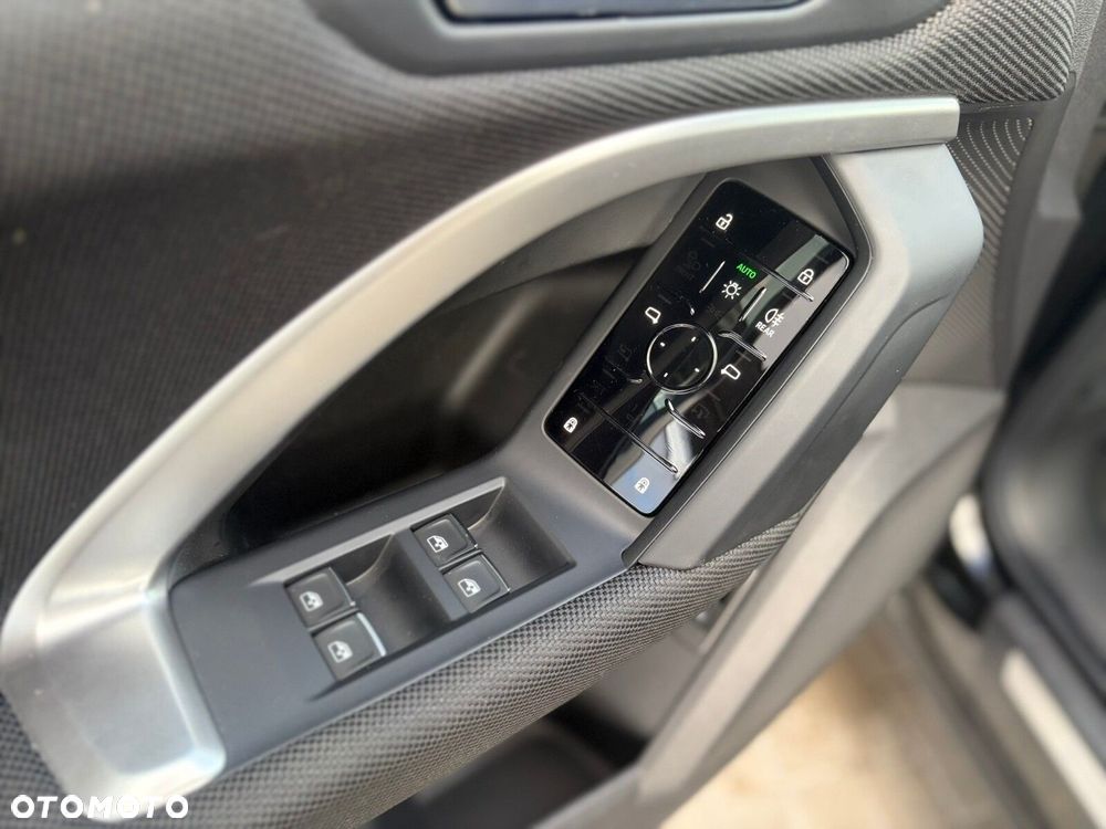 Audi Q5 Sportback - 14