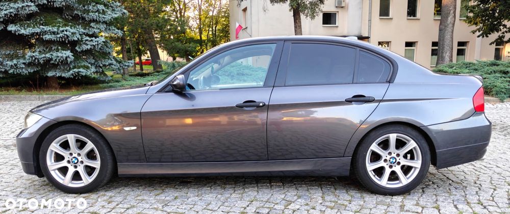 BMW 3 Series 2005 photo 5