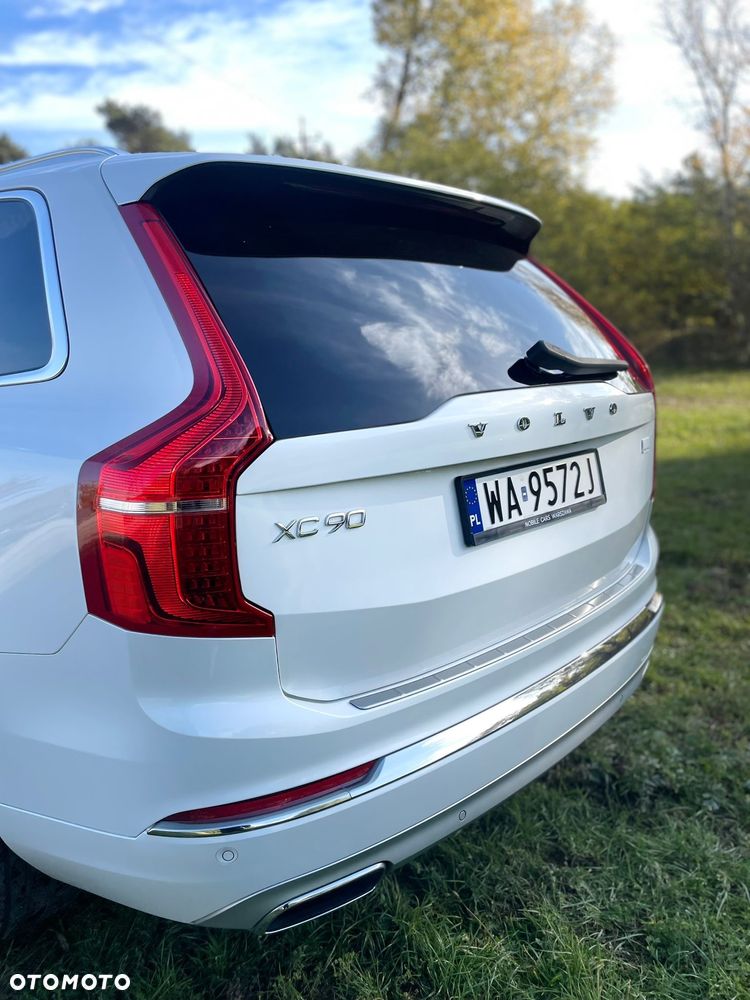 Volvo XC 90 T8 AWD Recharge Geartronic Inscription Edition - 18