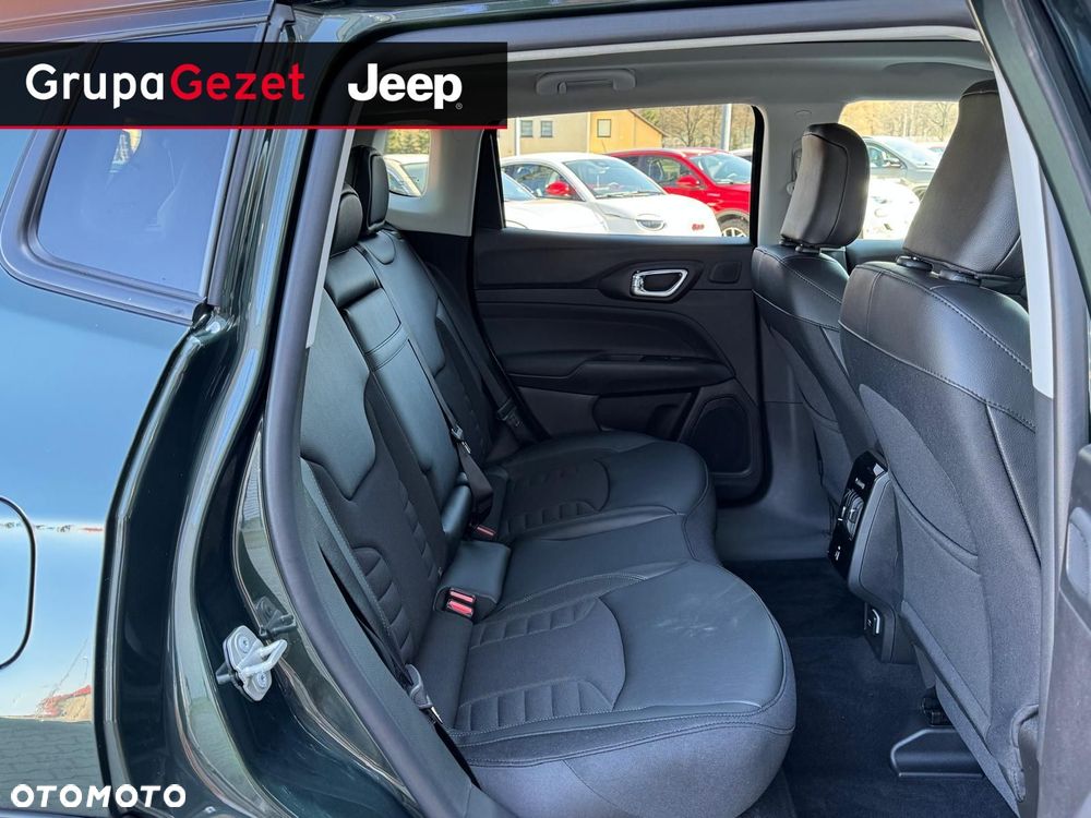 Jeep Compass - 15