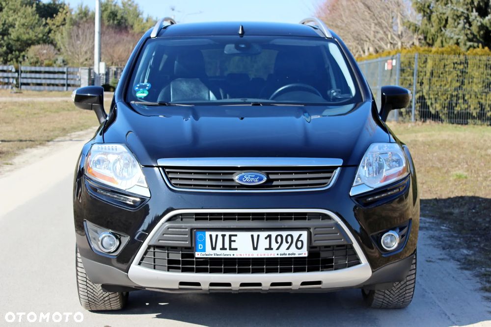 Ford Kuga 2.0 TDCi 2x4 Titanium - 12