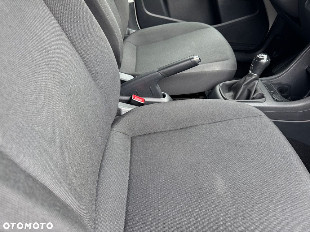 Volkswagen up! 1.0 move - 16
