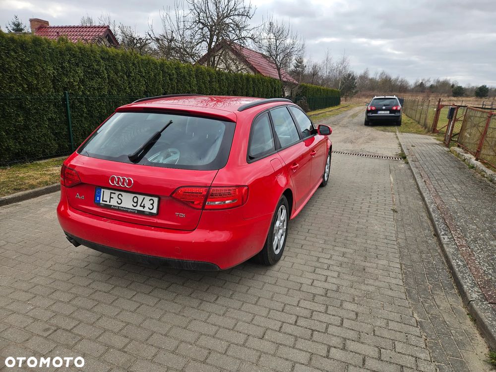 Audi A4 Avant - 11