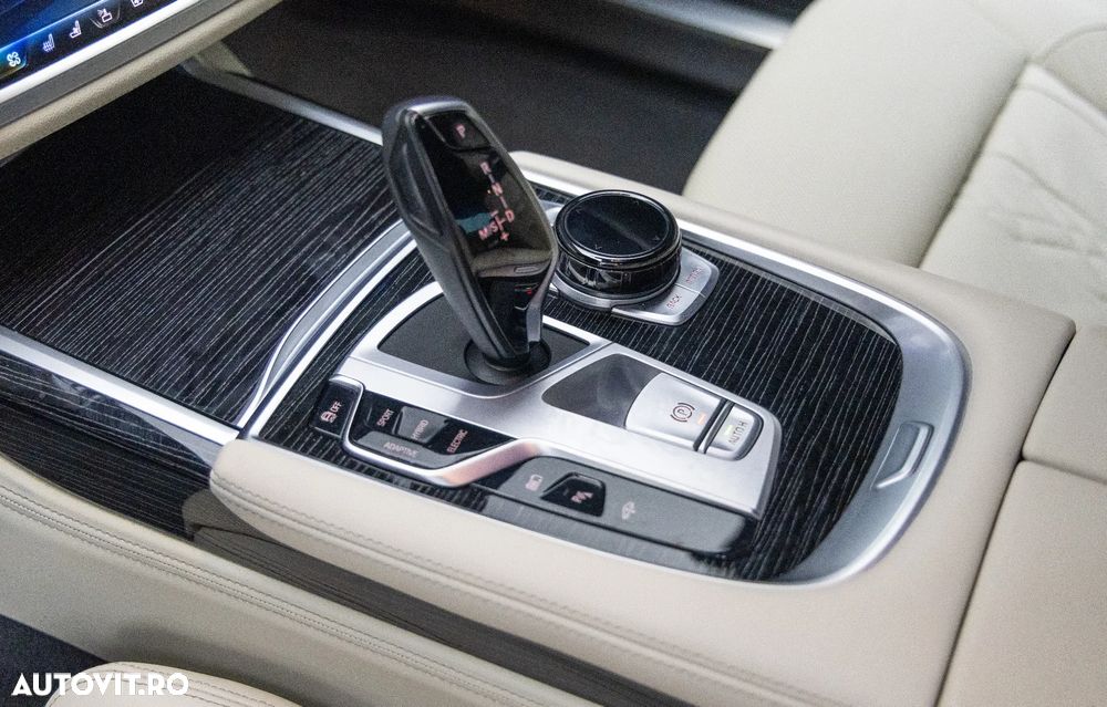 BMW Seria 7 745Le xDrive AT PHEV - 16