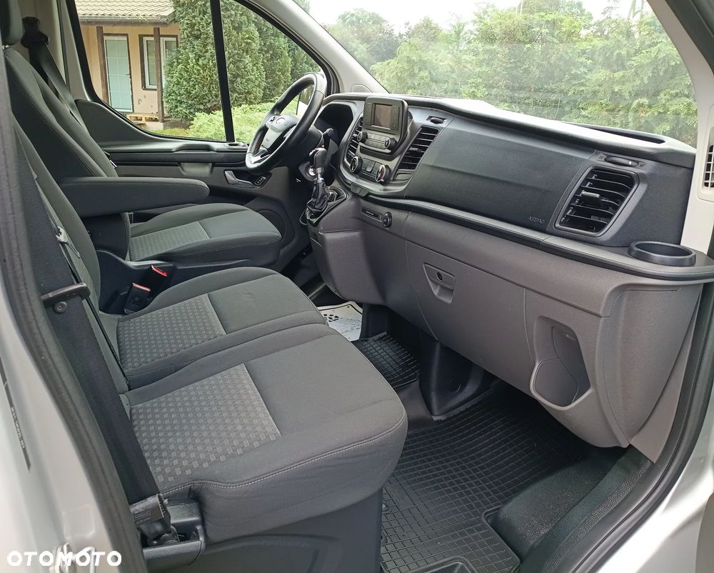 Ford Tourneo Custom 320 L2H1 VA Trend - 24