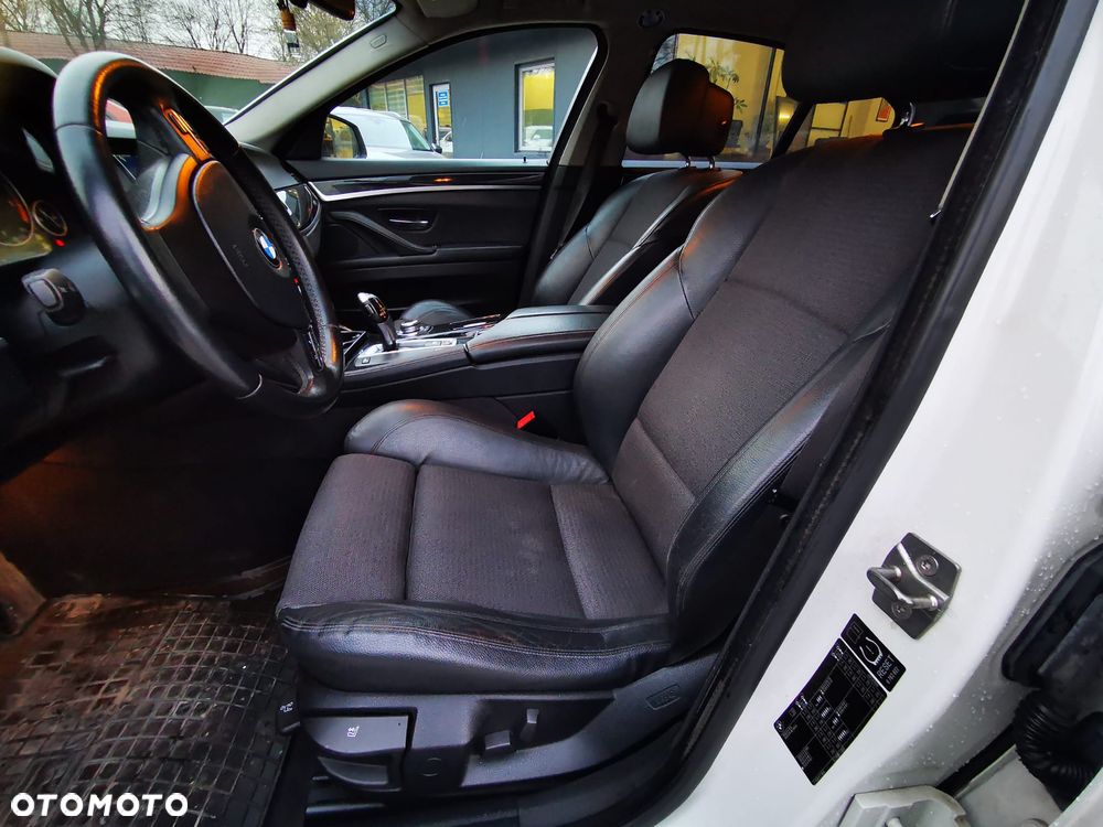 BMW Seria 5 520d - 11
