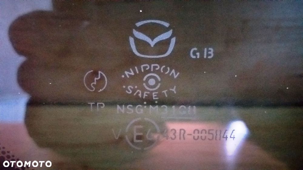Szyba karoseryjna lewa tył Mazda 5 VAN - 3