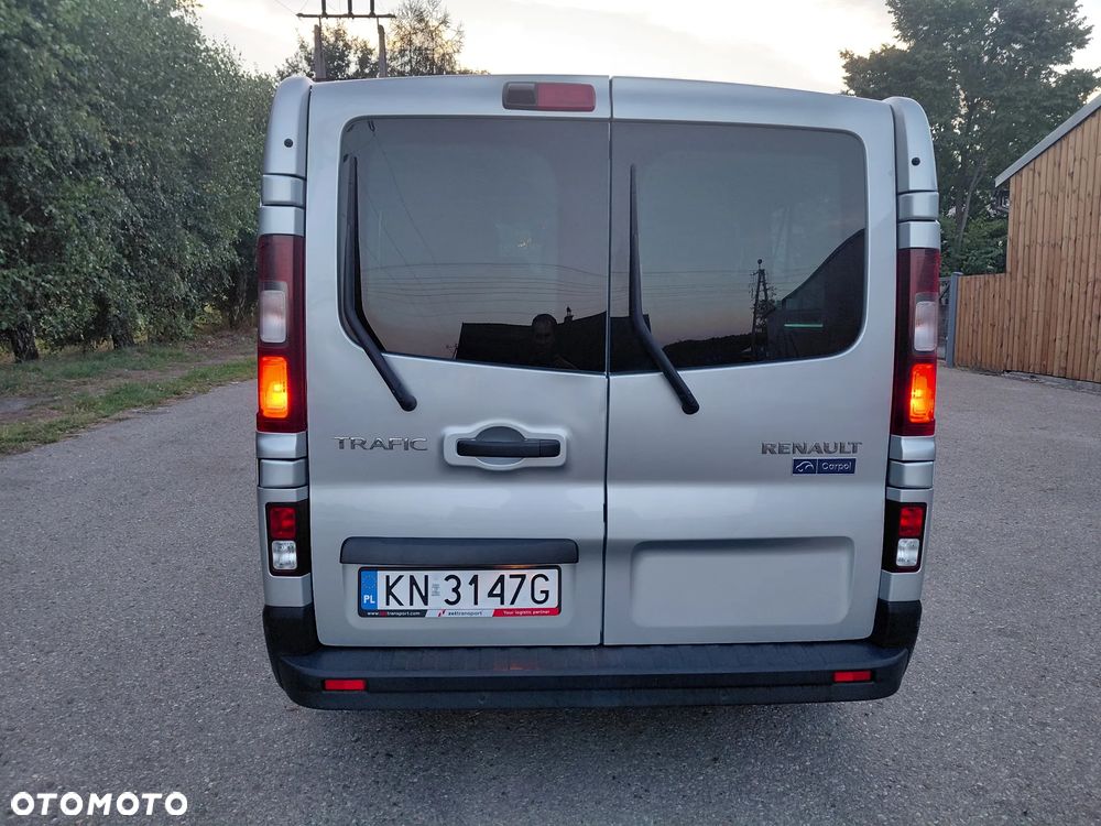 Renault Trafic 2.0 dCi - 7