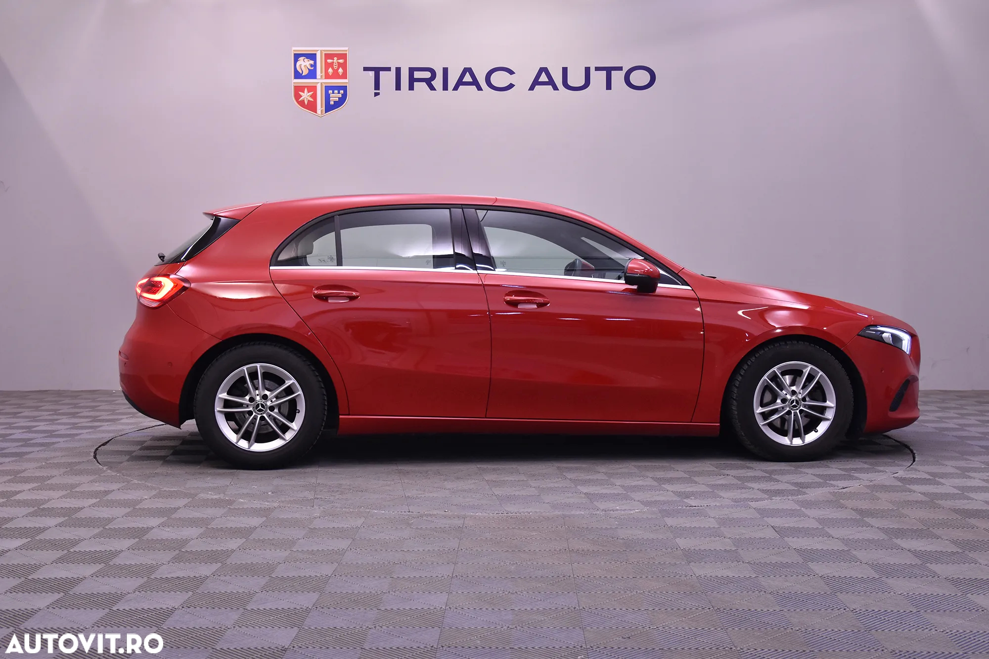 Mercedes-Benz A 180 d 7G-DCT - 6