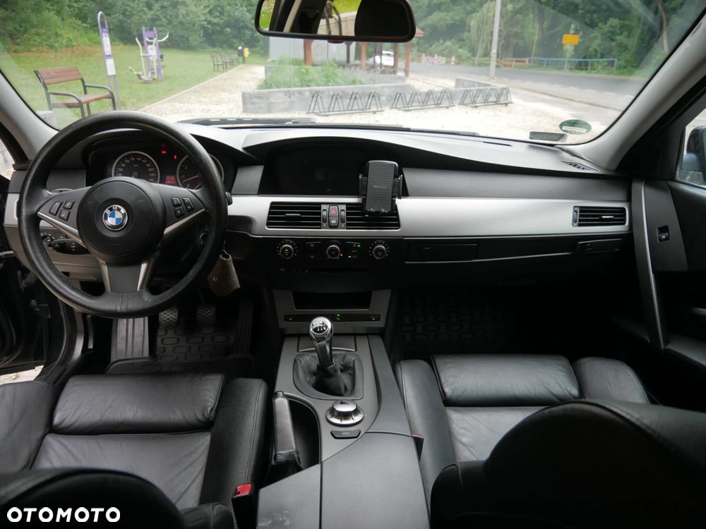 BMW Seria 5 530i - 10