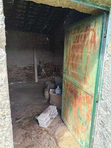 Vendo Quinta com casa para recuperar - Grande imagem: 4/9