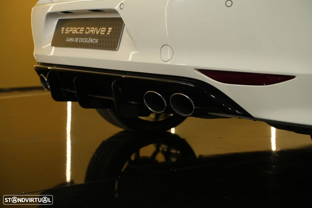 VW Golf 2.0 TSI R DSG - 19
