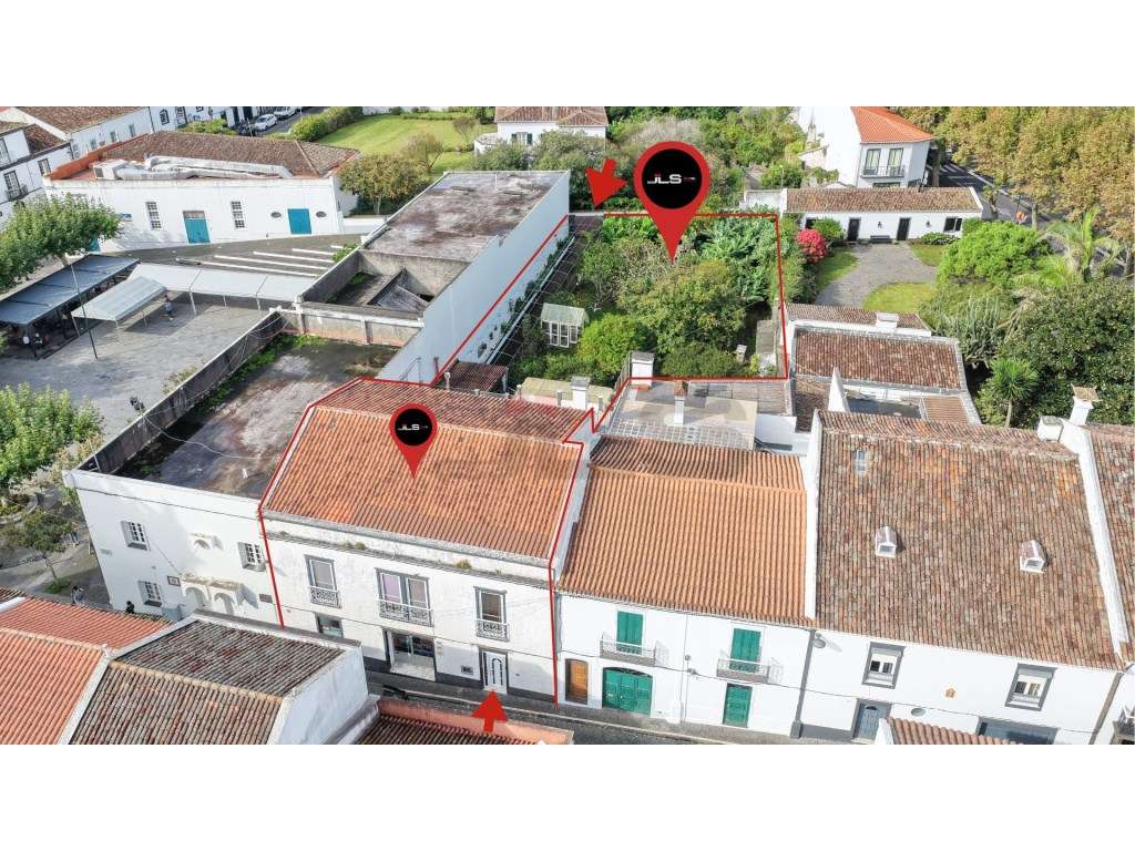 Moradia Exclusiva no Centro da Lagoa, São Miguel - Oportunidade Úni... - Grande imagem: 3/60