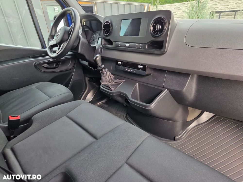 Mercedes-Benz New Sprinter L3H2 - 19