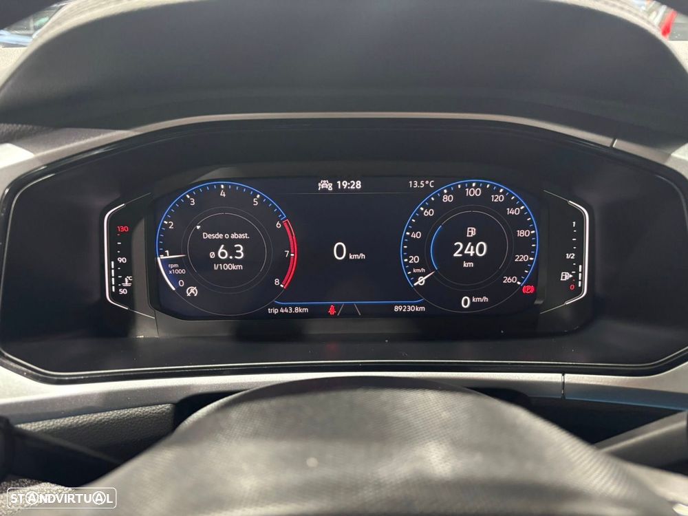 VW T-Roc 1.0 TSI Life - 24